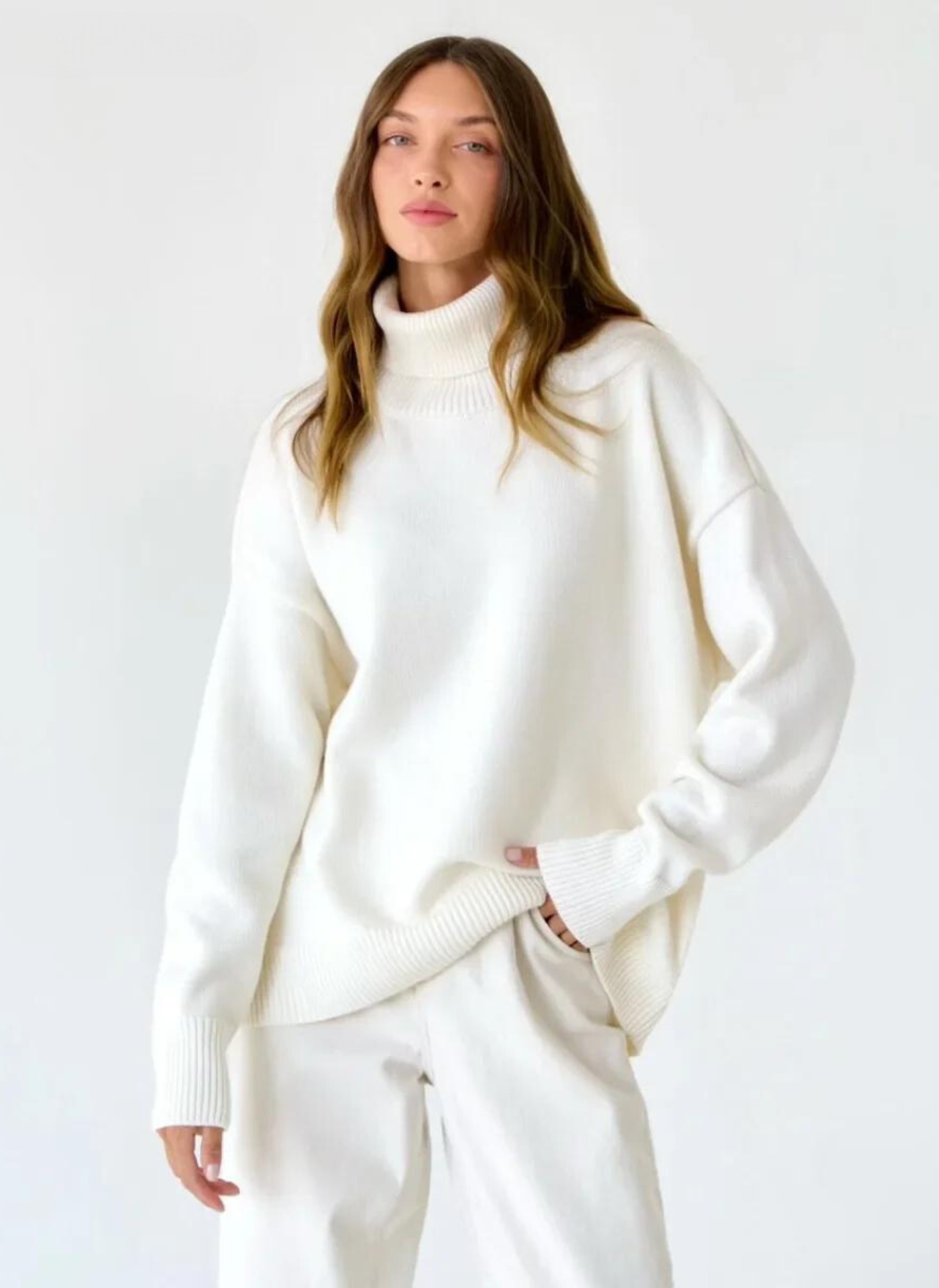 BORNLADIES - WOMEN'S TURTLENECK SWEATER