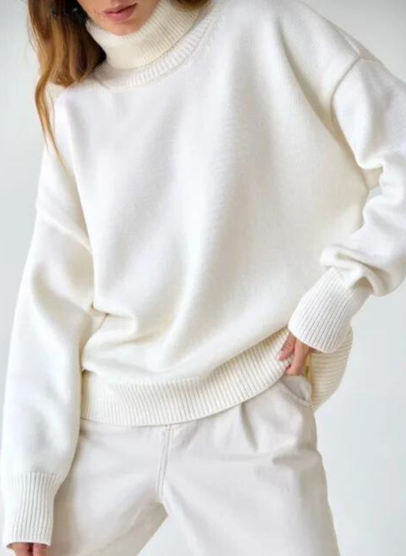 BORNLADIES - WOMEN'S TURTLENECK SWEATER